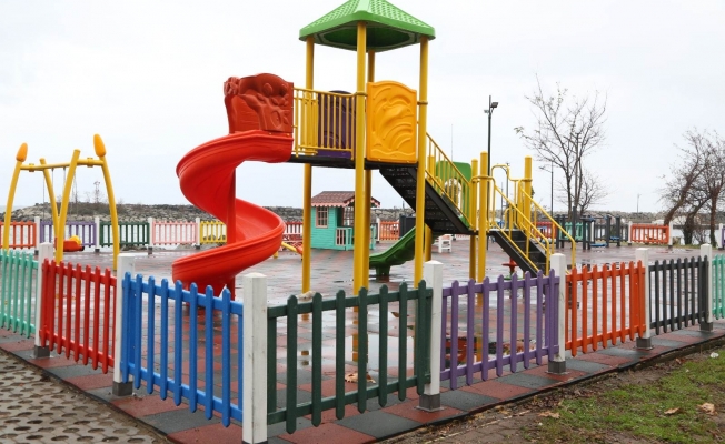 135 adet çocuk oyun parkı